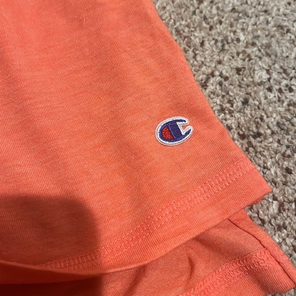 Champion Salmon Colored Key Hole Back Athletic Wear Size Medium - Picture 6 of 8